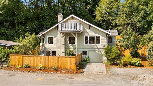 10015 68th Avenue S, Seattle