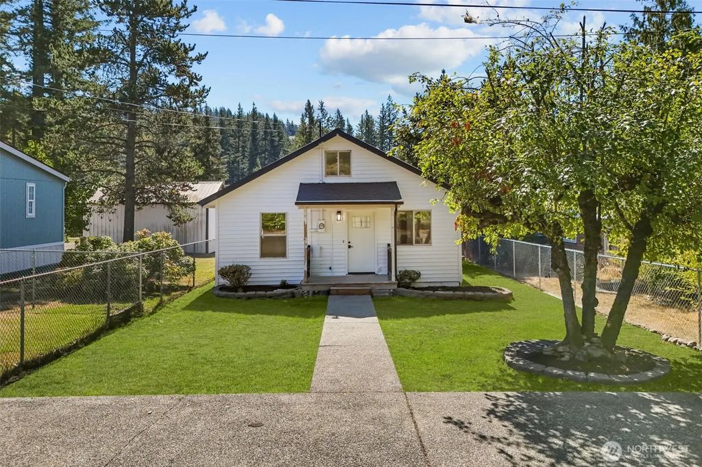 45511 Se 141st Street, North Bend
