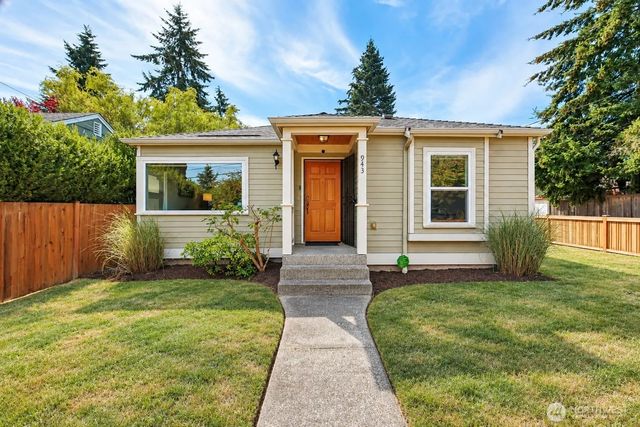 943 Nw 97th Street, Seattle