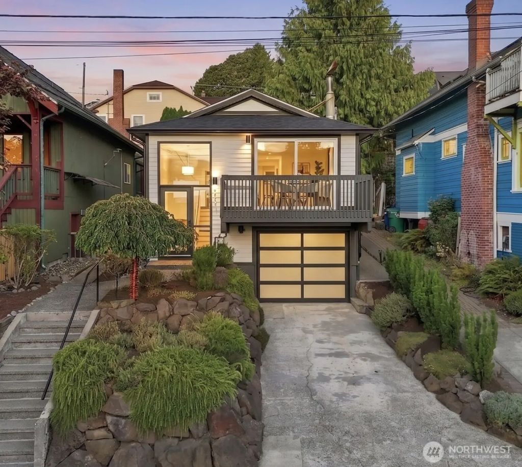 5128 Palatine Avenue N, Seattle