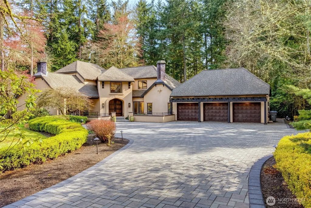 13023 167th Avenue Ne, Redmond