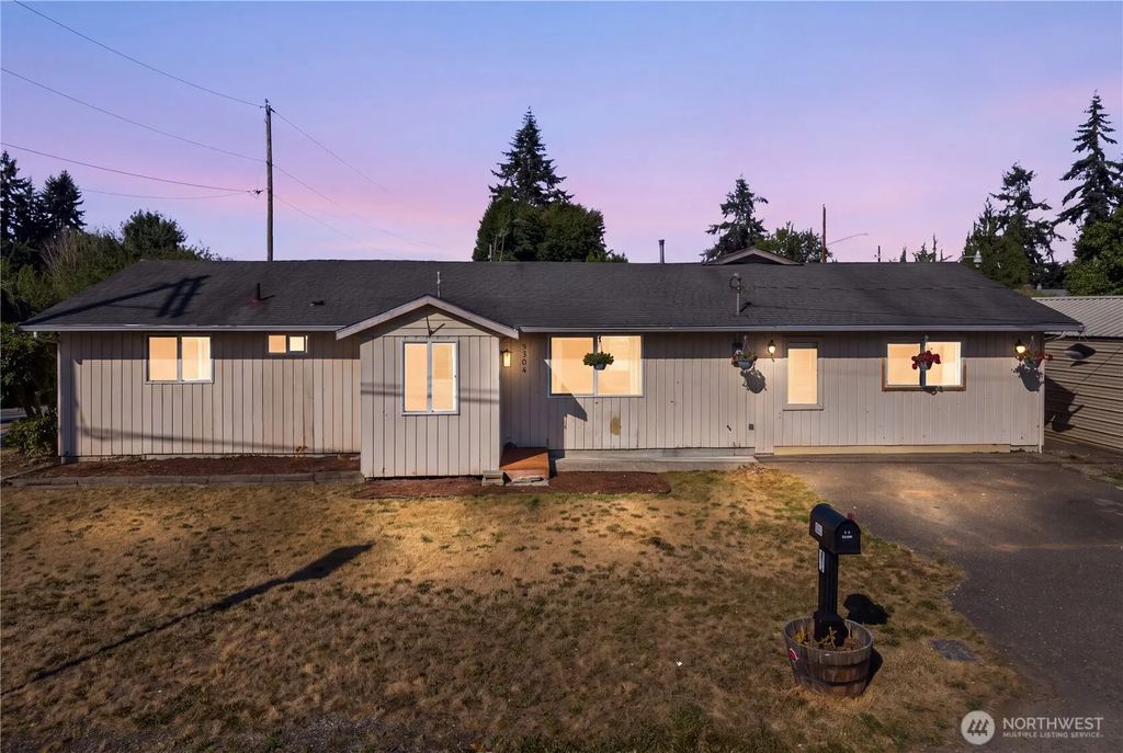 9304 55th Avenue Ne, Marysville