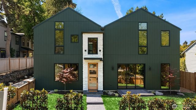 1847 4th Street, Kirkland