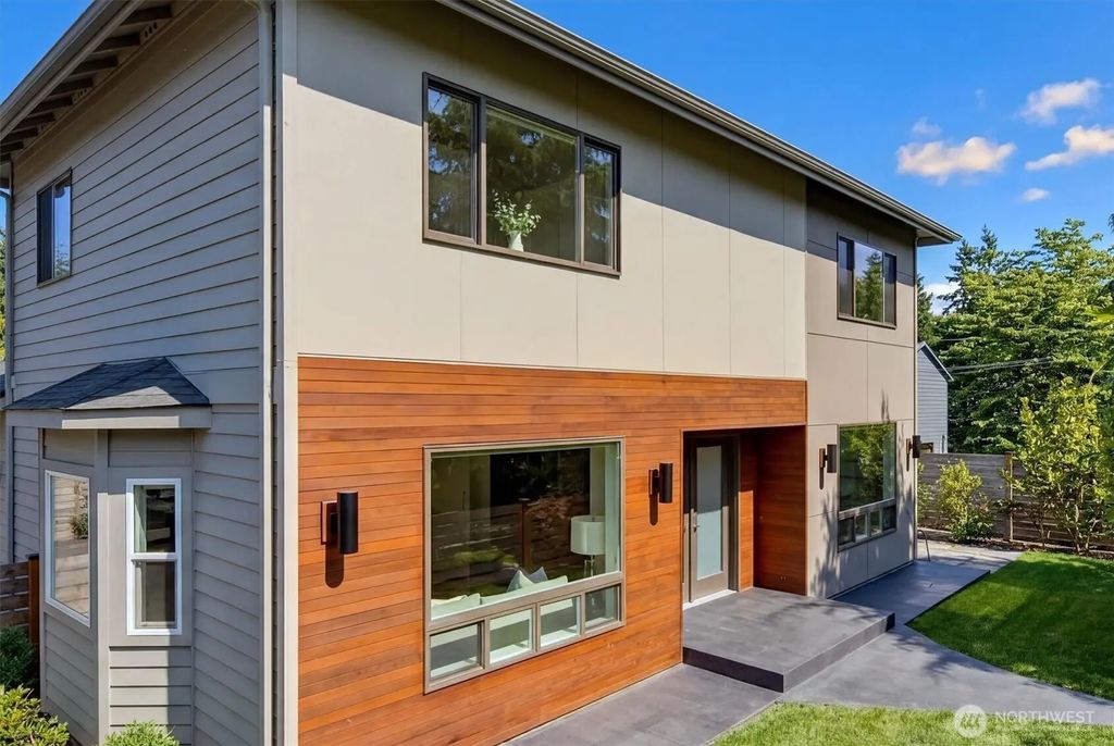 1725 Martin Luther King Jr Way, Seattle