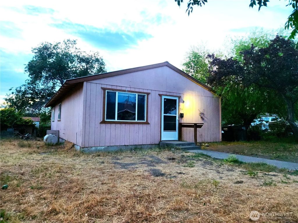 530 S Elm Avenue, Pasco