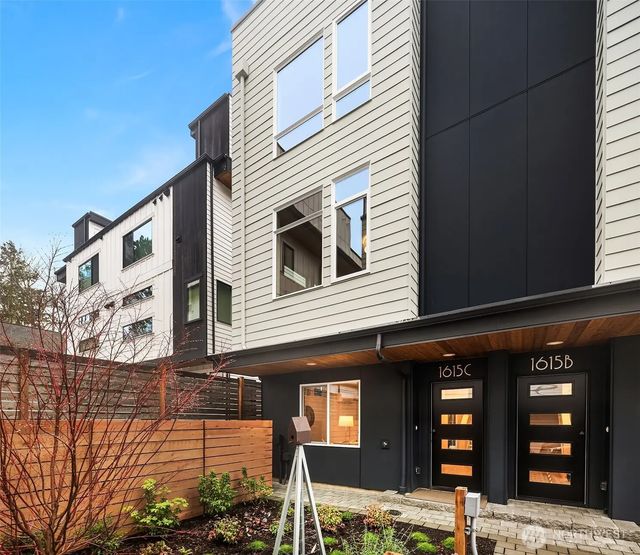 1615 N 50th Street C, Seattle