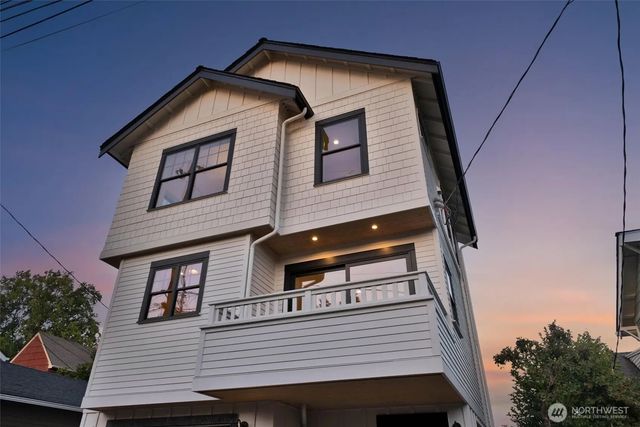 5549 B 34th Avenue Ne, Seattle