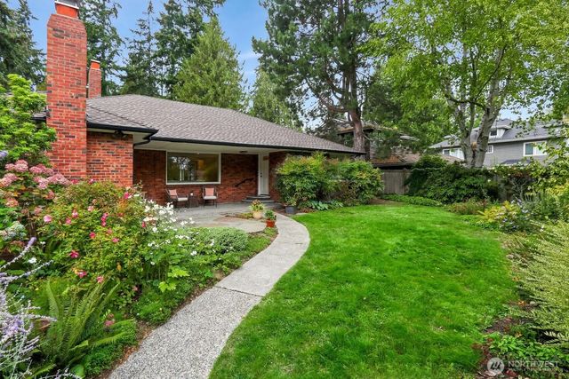 10527 23rd Avenue Ne, Seattle