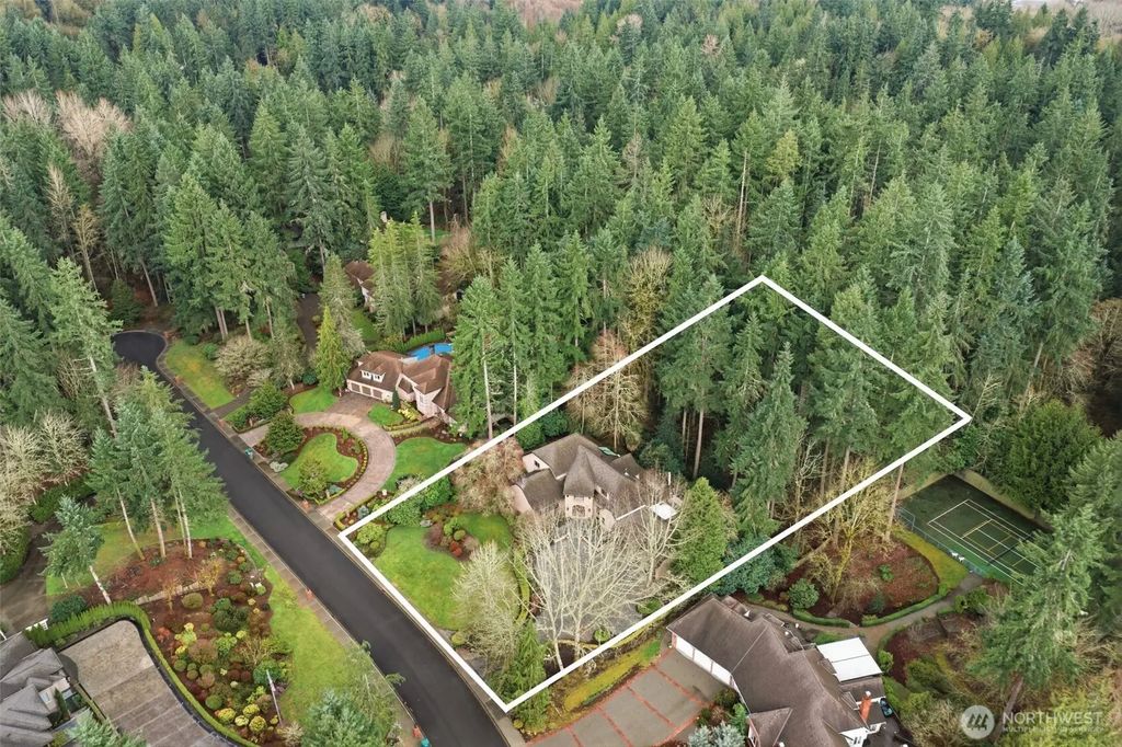 13023 167th Avenue Ne, Redmond