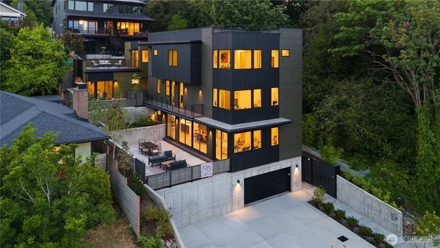 1419 36th Avenue S, Seattle