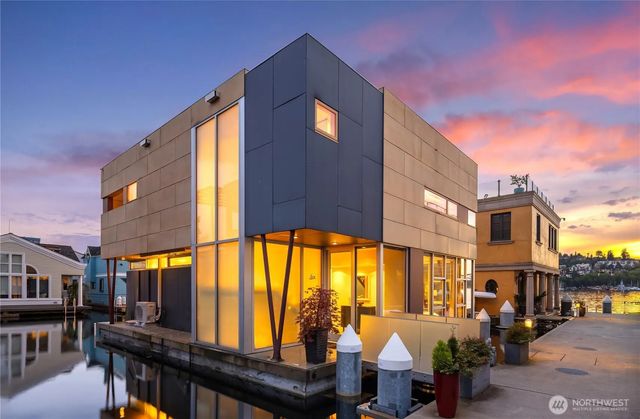 2369 Fairview Avenue E 6, Seattle