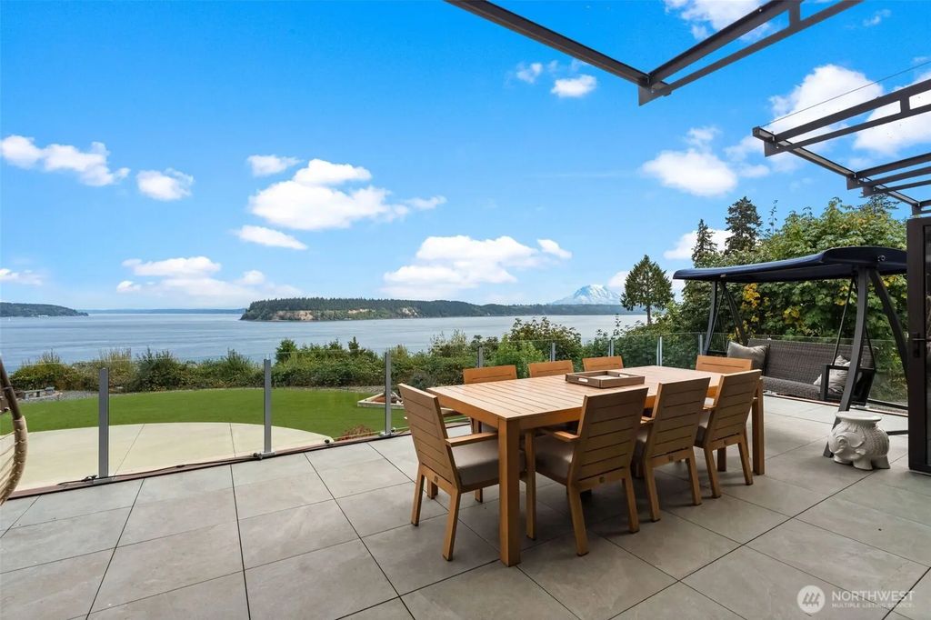 6729 Cascade Avenue, Gig Harbor
