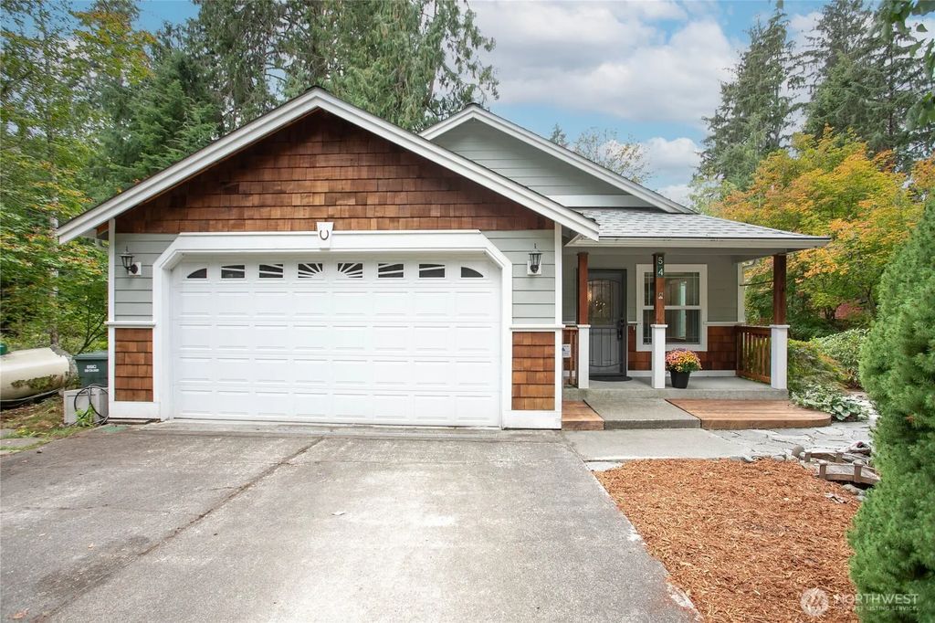 54 Honeycomb Lane, Bellingham