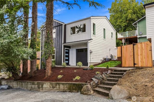 10514 Ninth Avenue Ne, Seattle
