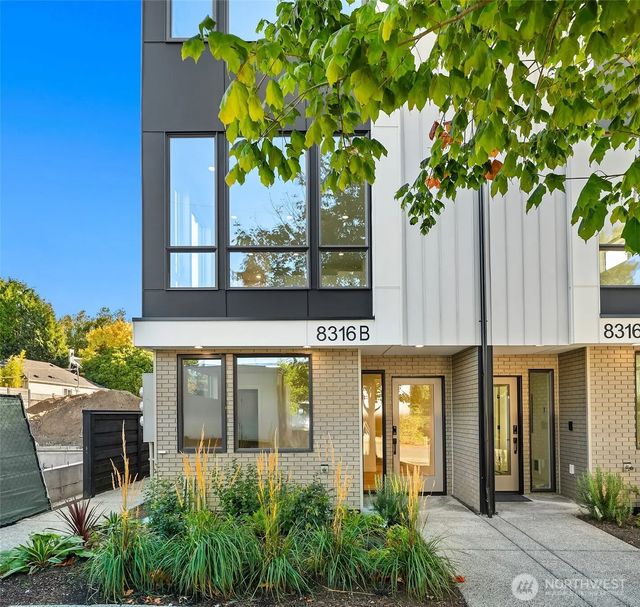 8316 Mary Avenue Nw B, Seattle