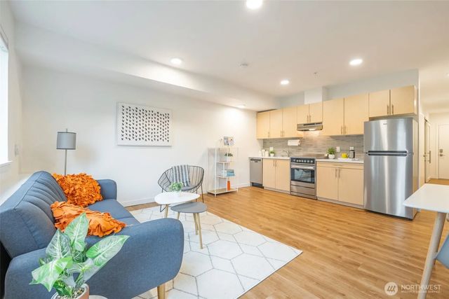 750 11th Avenue E 103, Seattle
