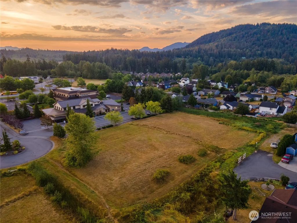 2010 Little Mountain Lane, Mount Vernon