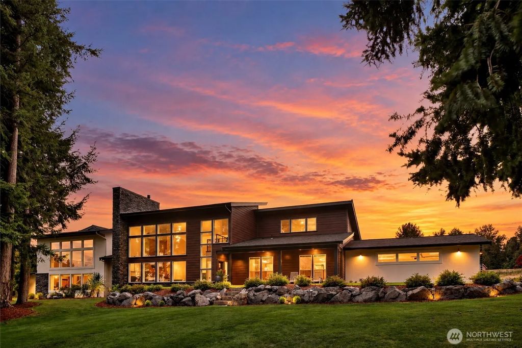 622 Van Wyck Road, Bellingham