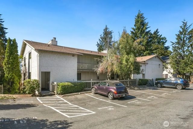 13235 12th Avenue Sw 112, Burien