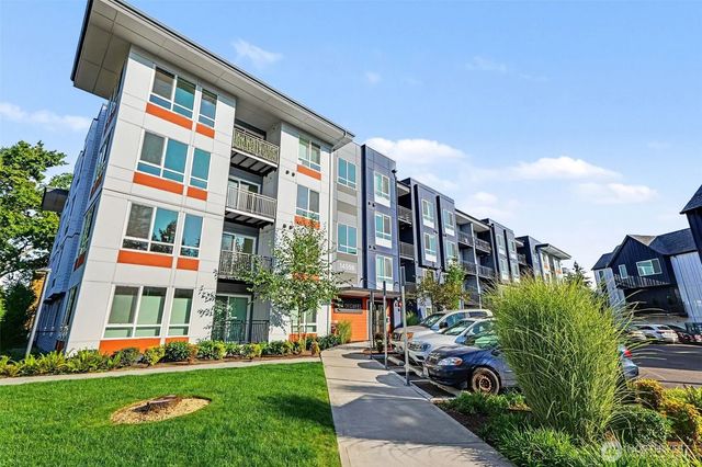 14598 Westminster Way N 304, Shoreline