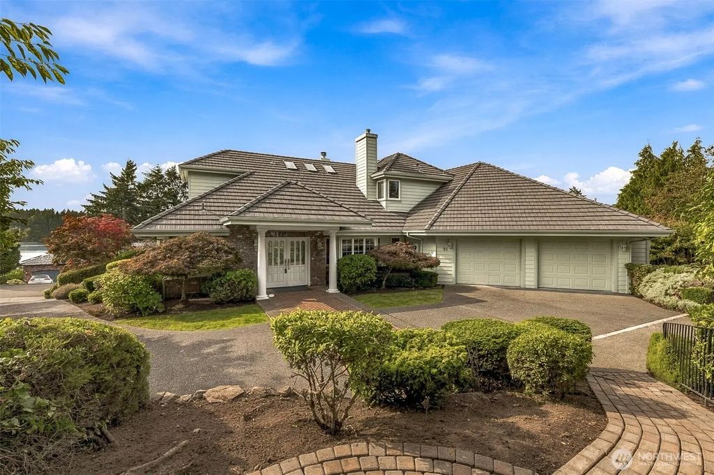55 Chapman Loop, Steilacoom