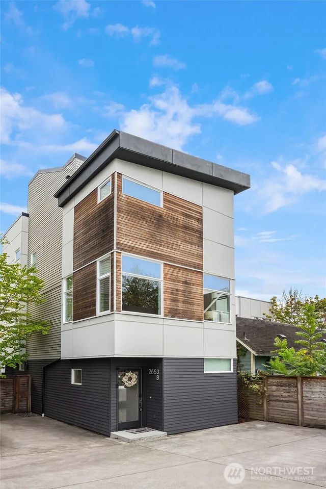 2653 Nw 63rd Street B, Seattle