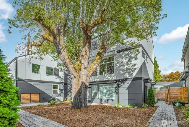 807 S Sullivan Street, Seattle