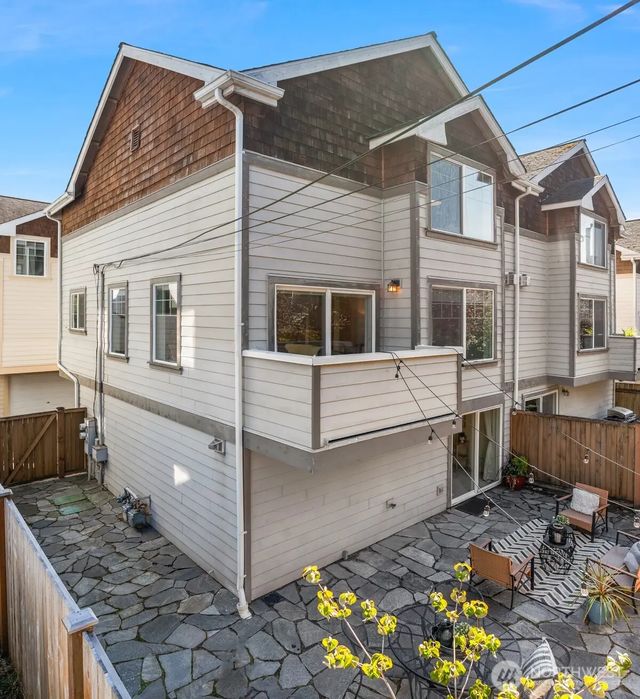 8521 Interlake Avenue N B, Seattle