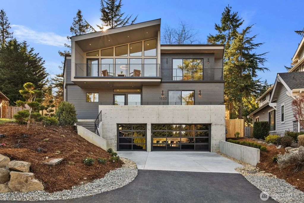 1653 105th Avenue Se, Bellevue