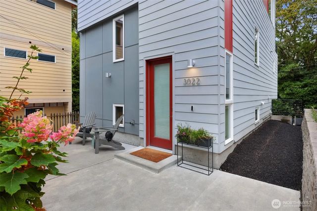 3022 4th Avenue W, Seattle
