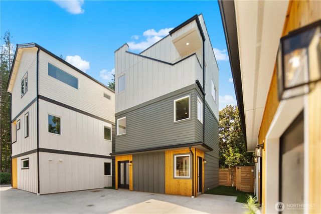 2652 B Nw 95th Street, Seattle
