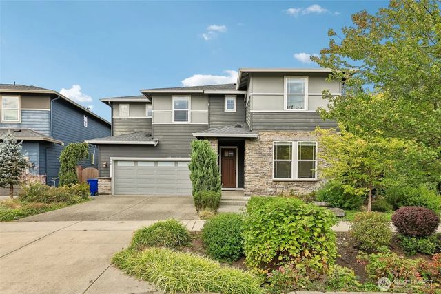 734 Ne 4th Street, North Bend