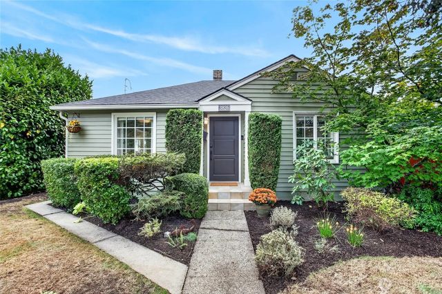 3826 Belvidere Avenue Sw, Seattle
