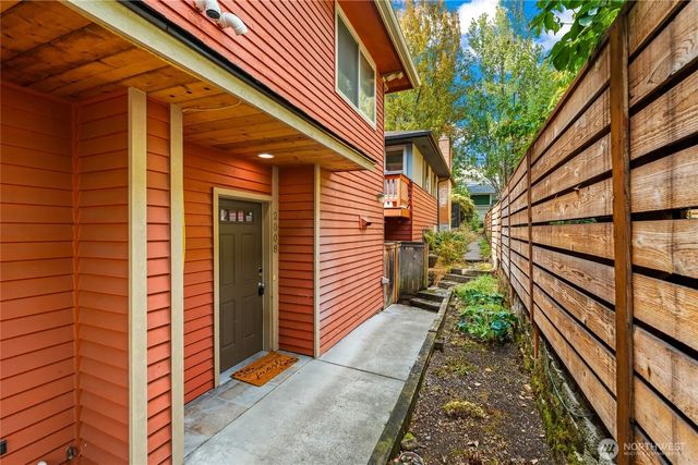 2008 15th Ave South, Seattle