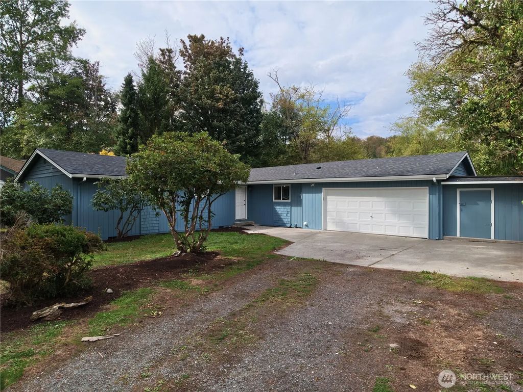 6968 Steelhead Lane, Burlington