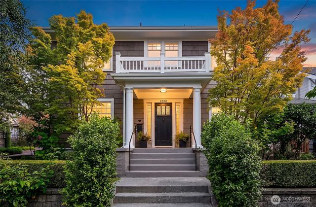 2320 Nob Hill Avenue N, Seattle