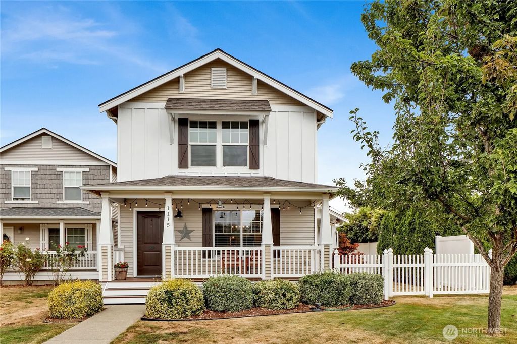 1115 Ash Street, Lynden