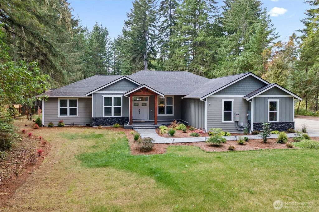 8216 Baird Road Ne, Olympia