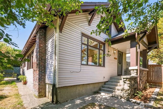 4743 5th Avenue Ne, Seattle