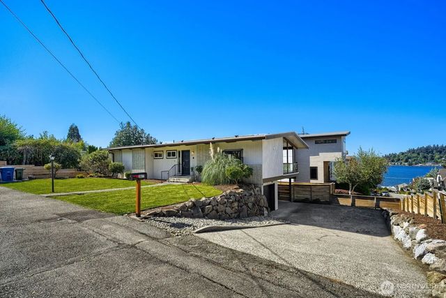 3627 Wells Avenue N, Renton