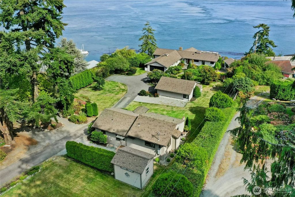 15675 Yokeko Drive, Anacortes