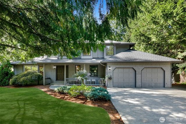 6833 207th Avenue Ne, Redmond