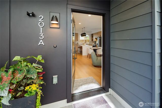 2013 A Nw 64th Street, Seattle