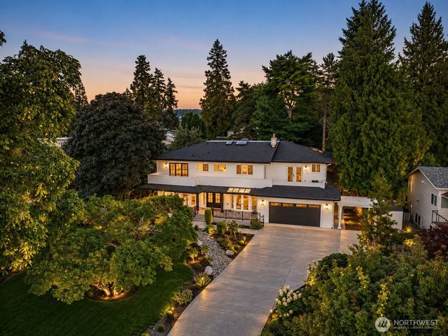 4428 92nd Avenue Ne, Yarrow Point