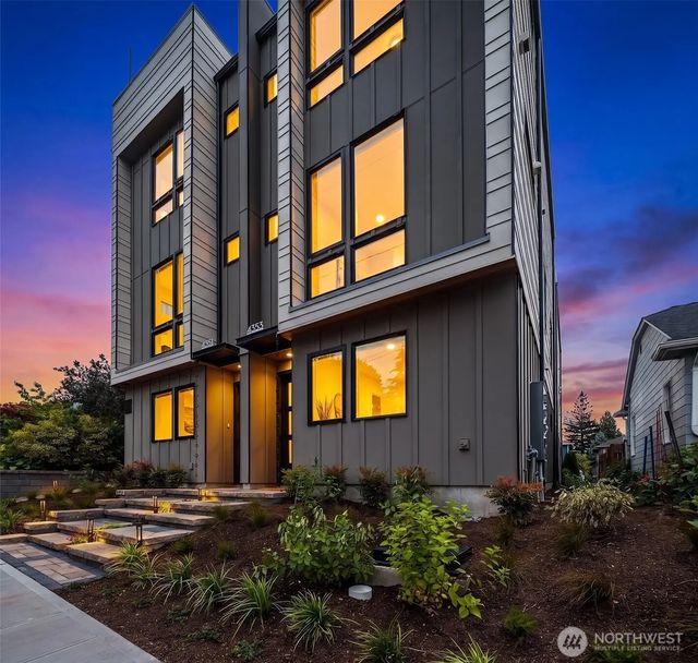 4353 Sw Willow Street, Seattle