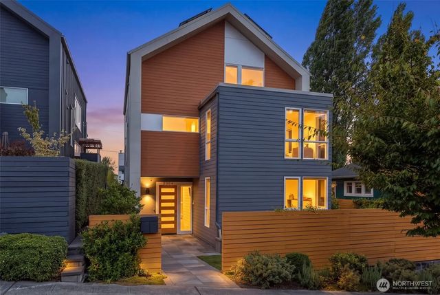 2604 E Ward Street, Seattle