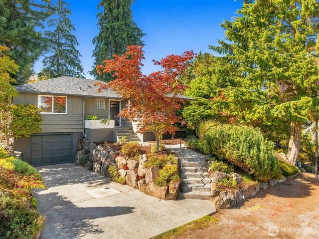 10515 12th Avenue Nw, Seattle