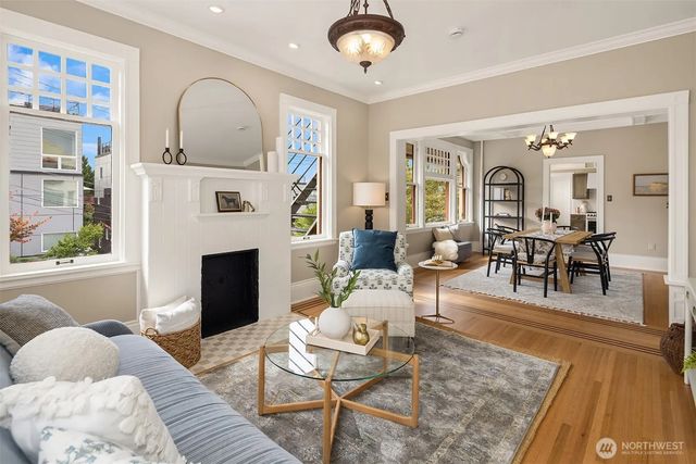 2901 Franklin Avenue E A, Seattle