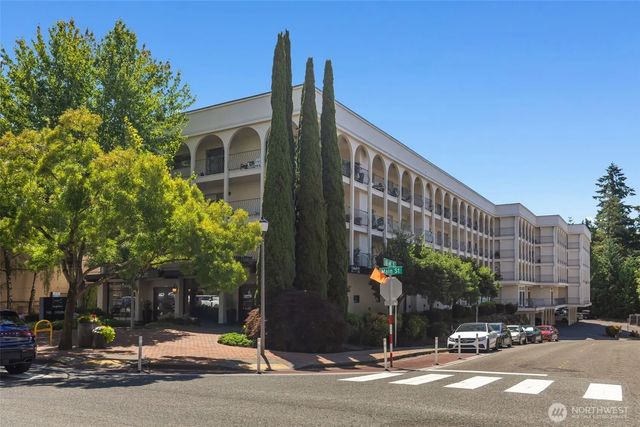 10129 Main Street 306, Bellevue