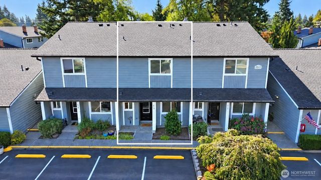 21513 4th Avenue W C13, Bothell